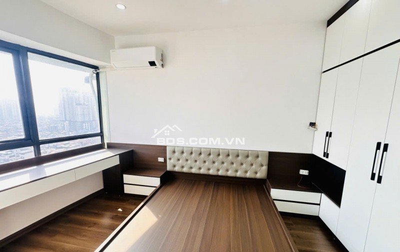 Bán gấp – Lô góc-Chung cư Toà A2- Nguyễn Đức Cảnh – Hoàng Mai – 134m2 – 4 ngủ - 8,5 tỷ