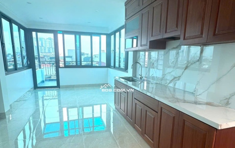 Bán nhà -Định Công Thượng- 37m2 – 6 tầng thang máy – ô tô – kinh doanh – ngõ thông- chào 11.5 tỷ.