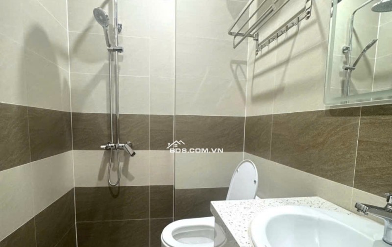 Bán nhà -Định Công Thượng- 37m2 – 6 tầng thang máy – ô tô – kinh doanh – ngõ thông- chào 11.5 tỷ.