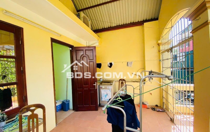 BÁN CĂN 65M-3 TẦNG HƠN 22 TỶ Ở TRUNG TÂM - LÔ GÓC - NGÕ NÔNG - GẦN PHỐ - CỰC THOÁNG - KINH DOANH NHỎ - TIỆN ÍCH BẠT NGÀN- 3 BƯỚC RA PHỐ