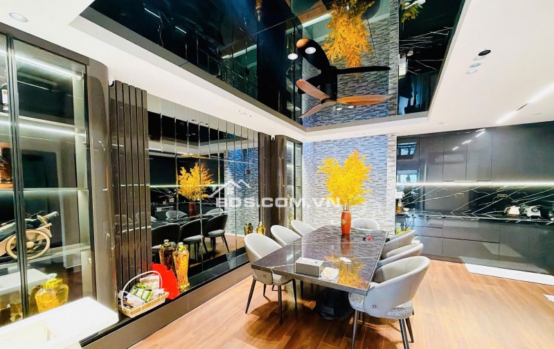 Bán nhà Thái Hà phân lô ô tô , vỉa hè , ngõ thông , kinh doanh – 22.5 tỷ