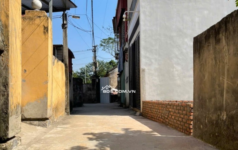 Hàng F0 mới ở Nghĩa Trai – Như Quỳnh 55M cạnh Vin OC3 đường xe 7 chỗ . Lh 0362554684