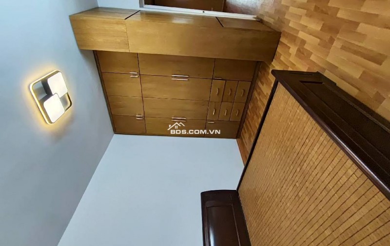 VỊ TRÍ TRIỆU ĐÔ – CĂN HỘ TẬP THỂ MẶT PHỐ ĐẠI CỒ VIỆT – 2 NGỦ – GIÁ CHỈ 3.18 TỶ