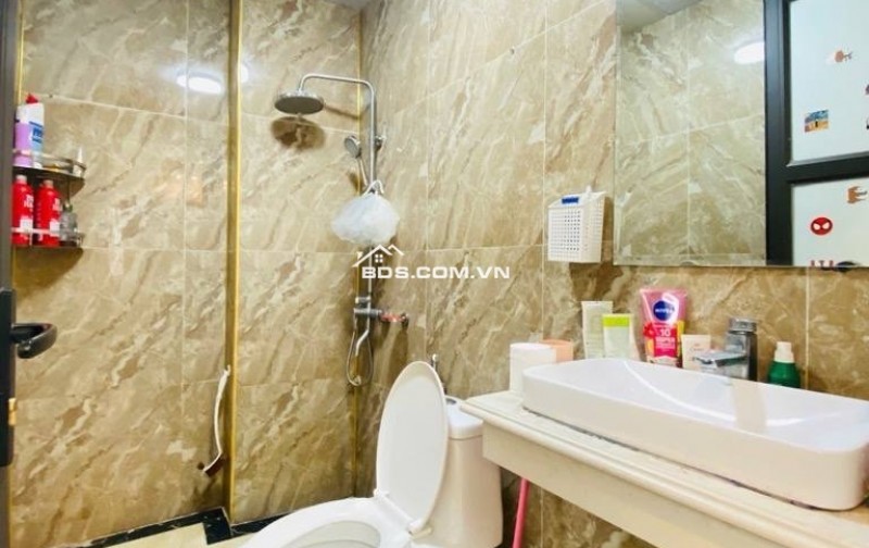 Bán Nhà Phố Đại Từ gần hồ Linh Đàm, 45m2, 5 tầng, sổ đỏ chính chủ, nhỉnh 8 tỷ