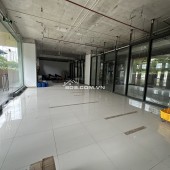 Cho thuê mặt bằng kinh doanh 6th Element, 31$/ m2, 402m2, siêu hot
