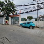 Bán nhà C4 Ngọc Thuỵ 35m lô góc oto qua nhà chỉ 4 tỷ hơn xíu. LH 0936123469