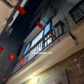 BÁN NHÀ CỔ NHUẾ - GẦN NHIỀU TRƯỜNG HỌC CÁC CẤP - TIỆN ÍCH NHIỀU - DT 36M2 - GIÁ 8,9 TỶ.