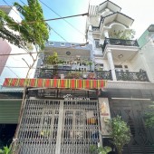 Bán nhà mặt phố Lê Văn Quới, Bình Tân. DT 4x12m, 2 tầng, 2PN. Sổ hồng, giá 4.6 tỷ. LH: 0909898125