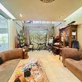 Nhà 5 Tầng• Tân Quy• Quận 7• 144M2(8x18)• 5PN• Sổ Hồng Riêng• Ngay Siêu Thị Lotte