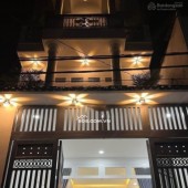 Bán nhà cực êm Hoàng Hoa Thám, P.5, Bình Thạnh – 2,2 tỷ, 1 trệt 2 lầu, tiện ích xung quanh, sổ riêng