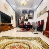 BÁN NHÀ TÂY HỒ, OTO QUA NHÀ, NGÕ THÔNG KINH DOANH, DT 48M2, MT 4,5M, GIÁ 8.2 TỶ