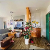 Chung cư Nam Kỳ Khởi Nghĩa, Q3, 97m2, Thang Bộ, 2PN, 11tr/tháng.