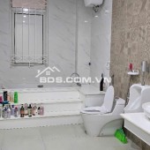 CHO THUÊ VĂN PHÒNG – NHÀ XƯỞNG THỜI TRANG KHÉP KÍN