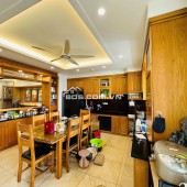 Bán chung cư Nguyễn Lương Bằng lô góc , view hồ , nhà đẹp ở ngay – 12.5 tỷ