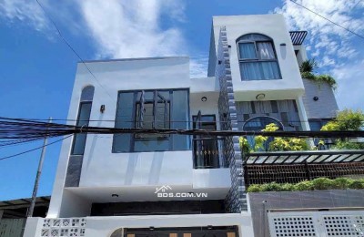 Bán nhà 2 tầng 2 mê kiệt 5m ô tô đường Gò Dư