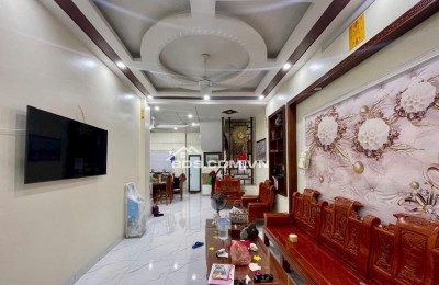 BÁN NHÀ ĐẸP 2.3 TỶ 3 TẦNG 52M2 ( ĐÔNG NAM ) NGÕ ĐƯỜNG KÊNH