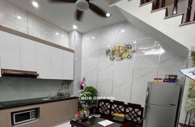 Nhà Đẹp Gần Phố, Minh Khai, Hai Bà Trưng 21m, 5 tầng, mt 4.8m, giá 6.72 tỷ.