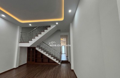 Bán Nhà 2 Tầng sát biển đường GIÁP VĂN CƯƠNG