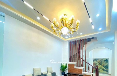 BÁN NHÀ 2.1 TỶ 3 TẦNG 51M2 ( HƯỚNG ĐÔNG ) NGÕ ĐIỆN BIÊN