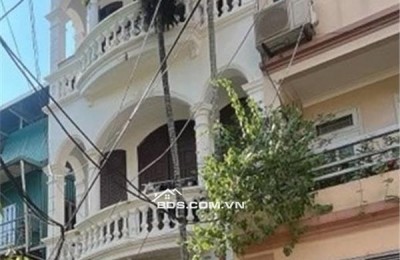 BOM TẤN THỤY PHƯƠNG - NHÀ CÓ SÂN CHƠI GẦN 1000M² - Ô TÔ ĐỖ, KINH DOANH DÒNG TIỀN 20TR/THÁNG