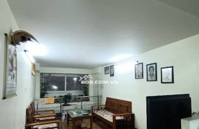 3 bước ra phố, nhà đẹp ở ngay, 328 Nguyễn Trãi, Vị trí trung tâm