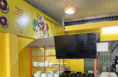 SANG NHƯỢNG MẶT BẰNG KINH DOANH ỔN ĐỊNH,KHÁCH ỔN ĐỊNH