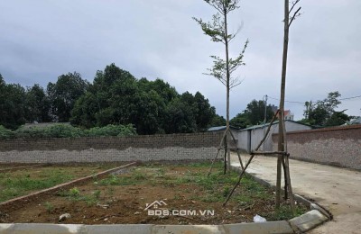 cần bán đất hòa lạc 100m tại trung tâm của công nghệ cao