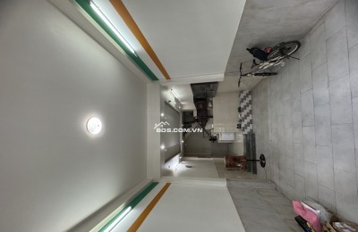 Mặt tiền nhà mới đẹp lung linh đường Phạm Hùng - P.4 Q.8 - 60m2 5 tầng BTCT - nhỉnh 9ty