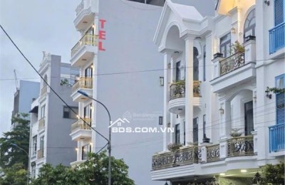 Bán nhà mặt phố Phú Lộc 22, Liên Chiểu, Đà Nẵng. DT 95m2, 3 tầng, 4PN. Sổ đỏ chính chủ. Giá 11.4 tỷ. LH: 0877661879