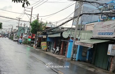 Nhà MT Hồ Thị Huê, Đông Lân, Bà Điểm, Hóc Môn  Giá: 12.2 tỷ – DT 5×20m, 4 tầng  Đang cho thuê: 25tr/tháng  4PN,  5WC