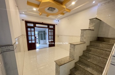 SIÊU PHẨM MẶT TIỀN ĐƯỜNG PHÚ THUẬN – TRUNG TÂM QUẬN 7 – GIÁ CHỈ BẰNG NHÀ HẺM