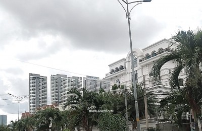 Biệt Thự Mini Lên Sóng• Phú Thuận• Q7• Nhà Đẹp• 128m2 (7x17.5)• 6PN• 7WC• Nội Thất Cao Cấp