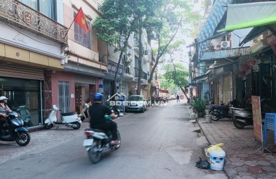 Bán Nhà Phố Trương Định 38m2, 5 Tầng, Mới Full Nội Thất, Ô Tô 15m, Chỉ 6.9 Tỷ