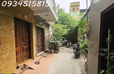 Bán nhà Thịnh Hào- Trung Tâm Đống Đa – 60m² – Cách Ô Tô Tránh 35m – Ở Sướng, Kinh Doanh Đỉnh-11,6 tỷ LH e Trang: 0934515815/0971969686