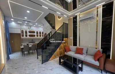 NHÀ HẺM XE HƠI - TRUNG TÂM HẠNH THÔNG GIÁP SÂN BAY - 30M2 - 5.18 TỶ Nguyễn Văn Công, Hạnh Thông, Gò Vấp