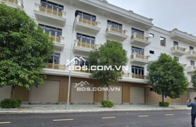 Bán căn thương mại tầng 1 chung cư Ruby, Lam Sơn - Đông Vệ, TPTH. Giá CĐT. Nhận nhà kinh doanh ngay