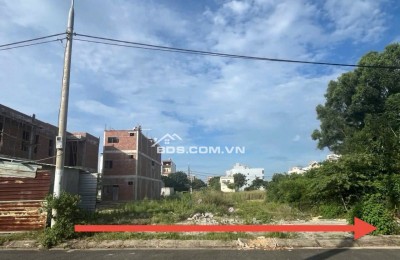 Bán cặp đất  Mặt tiền đường Thủy Sơn 6, khu dân cư Hòa Hải Ngũ Hành Sơn.
- Diện tích: 115m ( 5mx 23m ) rộng rãi, vuông vức.