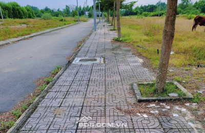 Bán lô đất gần KDL Sơn Tiên,tiện ích đầy đủ,dân cư ở đông,thổ cư 100%