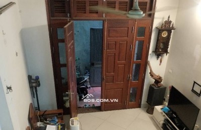 BÁN NHÀ #ĐỘI_CẤN, NGÕ #Ô_T.Ô DỪNG ĐỖ NGÀY ĐÊM, 55M2, VÀI BƯỚC RA PHỐ, CẠNH CHỢ CỐNG VỊ