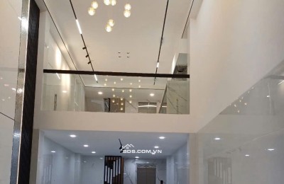 Bán rất gấp Mặt Tiền CXBH Quận 10, DT:4.5x15, T+5L Gái 18.5 tỷ TL