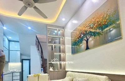  NHÀ ĐẸP GIẢI PHÓNG - Ô TÔ - NGÕ THÔNG 32M *5 tầng * 7.85 tỷ thương lương mạnh