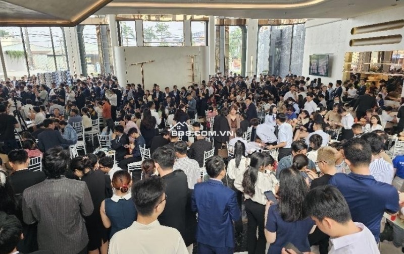 THE EMERALD GARDEN VIEW i, thiết kế hiện đại, phù hợp cho thuê hoặc ở lâu dài chỉ 7tr/tháng