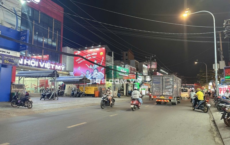 Giá RẺ chỉ 18 tỷ hơn có MTKD 4 lầu ngang 5m ngay Lê Văn Khương Q12 155m2 gần BX buýt.