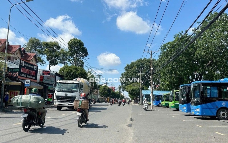 Giá RẺ chỉ 18 tỷ hơn có MTKD 4 lầu ngang 5m ngay Lê Văn Khương Q12 155m2 gần BX buýt.