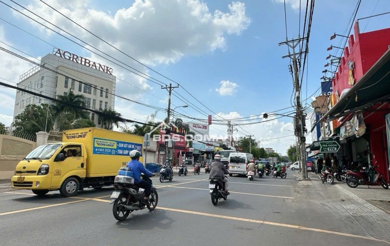 Giá RẺ chỉ 18 tỷ hơn có MTKD 4 lầu ngang 5m ngay Lê Văn Khương Q12 155m2 gần BX buýt.