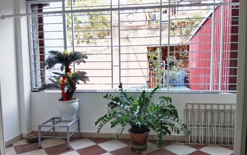 Nhà Đẹp Gần Phố Giang Văn Minh, Ba Đình 40/45m, 5 tầng, mt 5,2m, giá 12.55 Tỷ.