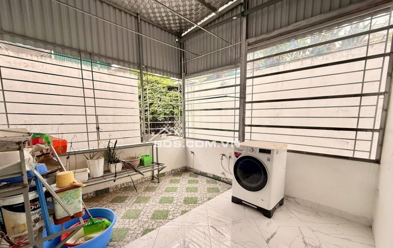 Nhà Đẹp Gần Đường Ô Tô Bạch Đằng, Hoàn Kiếm 31m, 5 tầng, mt 3.3m, giá 7.95 tỷ.