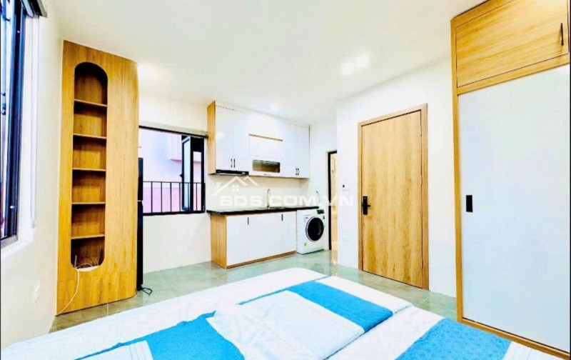 Bán Nhà Lô Góc, Dòng Tiền, Phố VIP Lê Thanh Nghị 37m, 6 tầng, mt 4.2m, giá 11.8 tỷ.