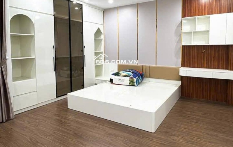 Nhà Đẹp Cực Gần Phố, Duơng Văn Bé, Hai Bà Trưng  33/48m, 5 tầng, mt 4.9m, giá 8.2 tỷ