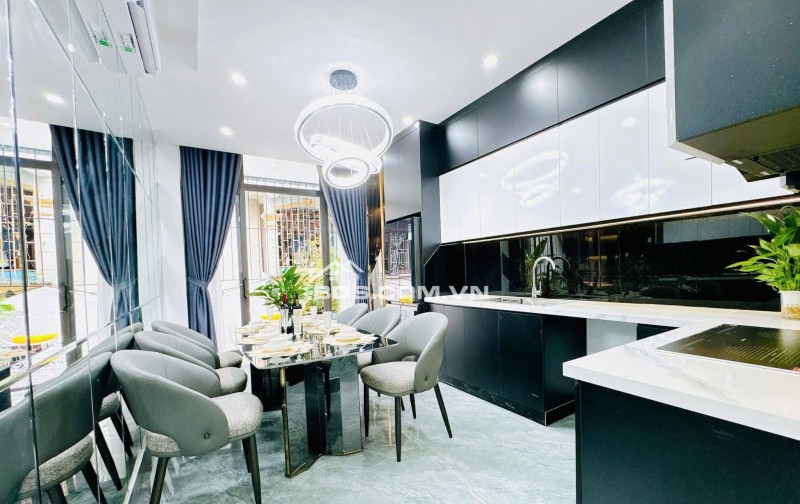 Nhà Đẹp Kinh Doanh Trần Duy Hưng, Cầu Giấy 44/50m, 6 tầng, giá 16.98 tỷ.